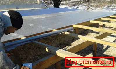 Podovi krovni materijal