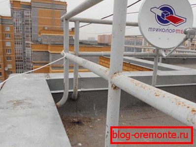 Instalacija na krovnoj ogradi