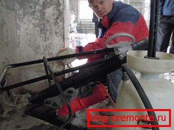 Dijamantske rupe za bušenje u betonu pod uglom Dijamantske rupe za bušenje u betonu pod uglom