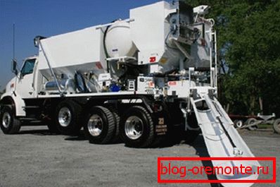 Betonosmesitelny mobilna instalacija na automobilu Betonosmesitelny mobilna instalacija na automobilu