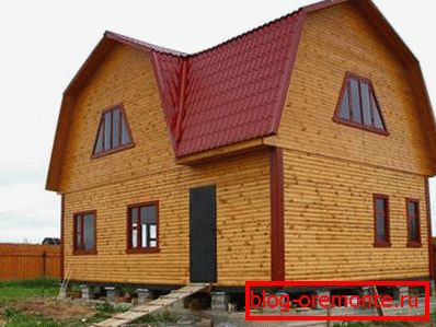 Slike kuće obložene imitacijom drveta Slike kuće obložene imitacijom drveta