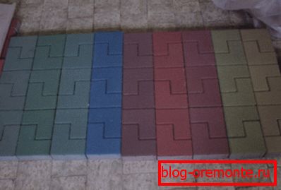 Obojene pločice od pločnika Obojene pločice od pločnika