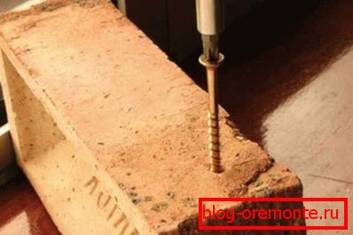 Montaža vijka za samoprezanje u beton bez bušenja Montaža vijka za samoprezanje u beton bez bušenja