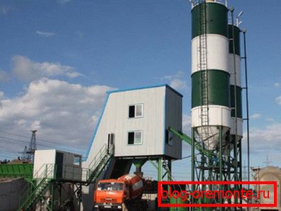 U foto-stacionarnoj opremi za proizvodnju betonske mešavine U foto-stacionarnoj opremi za proizvodnju betonske mešavine