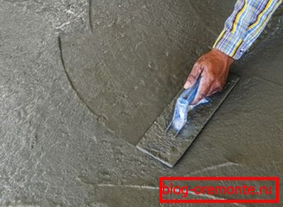 Potrebno je procesirati i dalje vlažni beton. Potrebno je procesirati i dalje vlažni beton.