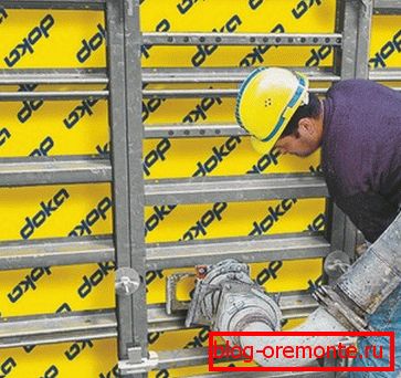 Materijalno hranjenje u oplati okvira Materijalno hranjenje u oplati okvira