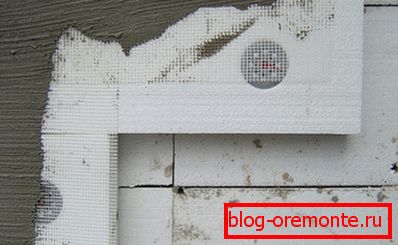 Pokrivanje izolacionog materijala zaštitnim slojem maltera Pokrivanje izolacionog materijala zaštitnim slojem maltera