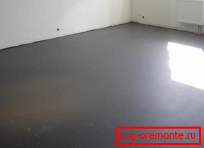 Pod se čisti od prašine i prljavštine. Pod se čisti od prašine i prljavštine.