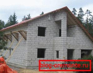 Potrebna je prisilna ventilacija u kući gaziranog betona ako zgrada ima dva ili više spratova Potrebna je prisilna ventilacija u kući gaziranog betona ako zgrada ima dva ili više spratova