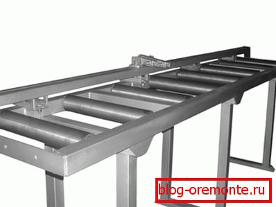 Roler transporter za horizontalno ishranu rezane građe Roler transporter za horizontalno ishranu rezane građe