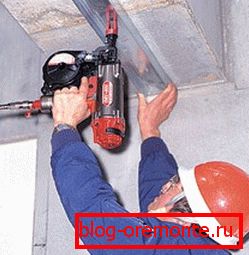 Cev do instrumenta može izazvati neugodnost. Cev do instrumenta može izazvati neugodnost.