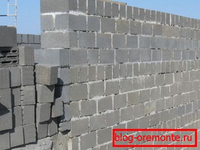 Zid izrađen od claydite-betona Zid izrađen od claydite-betona