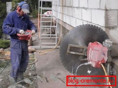 Daljinsko kontrolisano sečenje armiranog betona sa dijamantskim krugovima