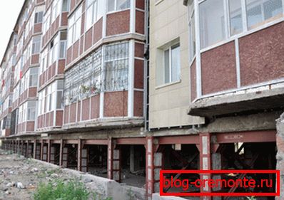 Jačanje temelja sa monolitnim ojačanim betonskim klipovima omogućava produženje života zgrada i struktura. Jačanje temelja sa monolitnim ojačanim betonskim klipovima omogućava produženje života zgrada i struktura.