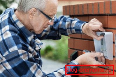 Instalacija уличного звонка на шурупы Instalacija уличного звонка на шурупы