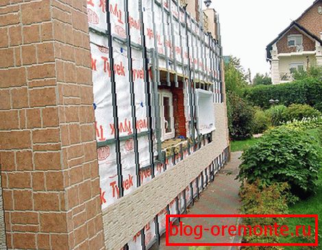 Izbor sanduka i ukrasnog premaza